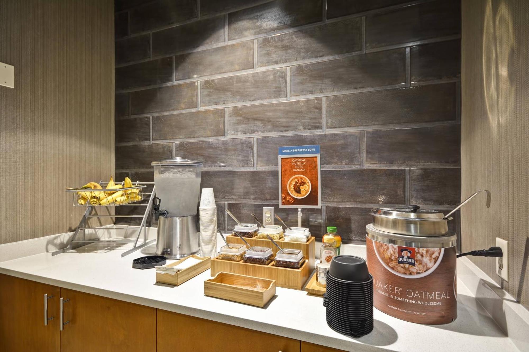 Springhill Suites By Marriott Indianapolis Airport/פליינפילד מראה חיצוני תמונה