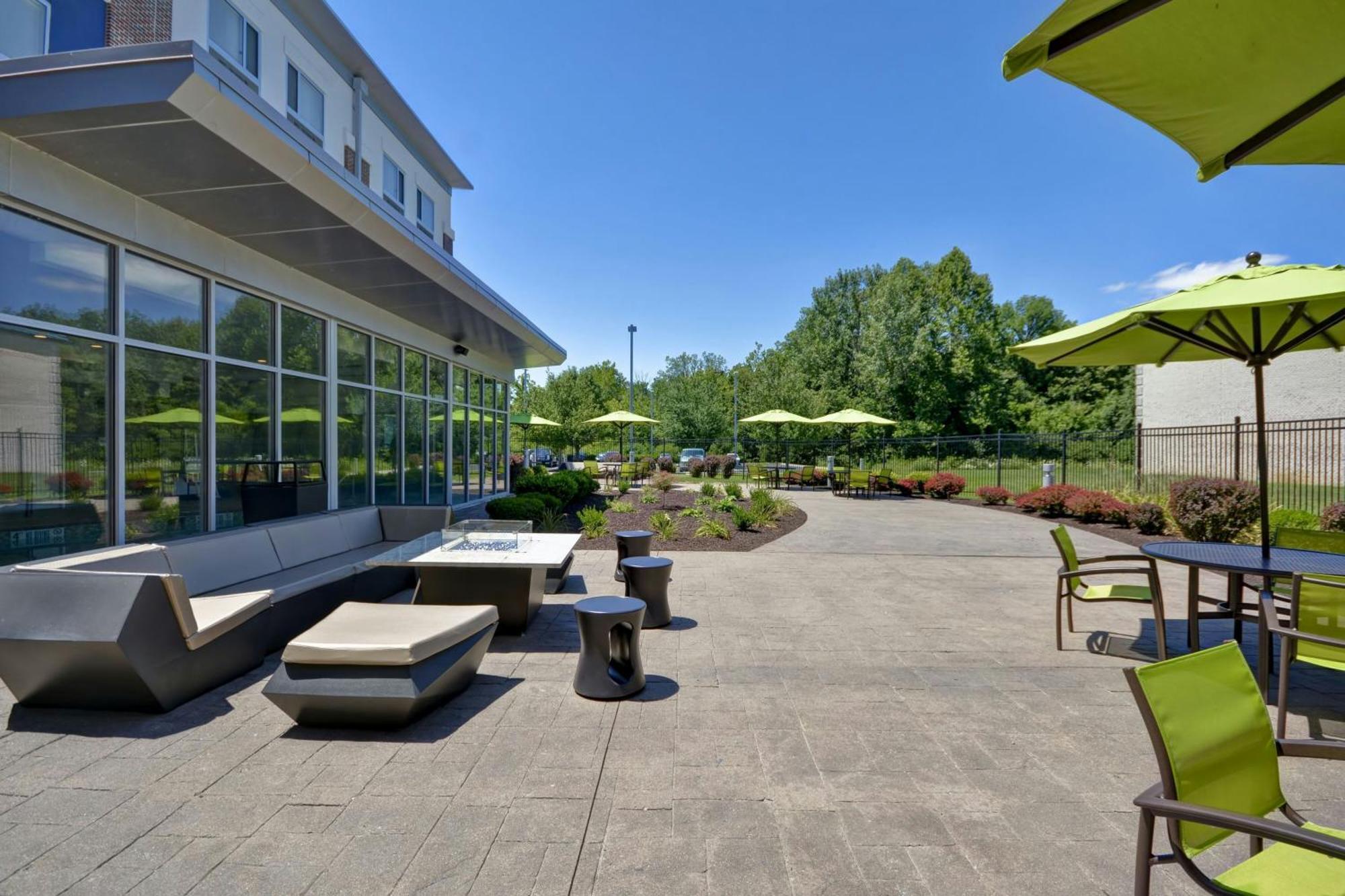 Springhill Suites By Marriott Indianapolis Airport/פליינפילד מראה חיצוני תמונה
