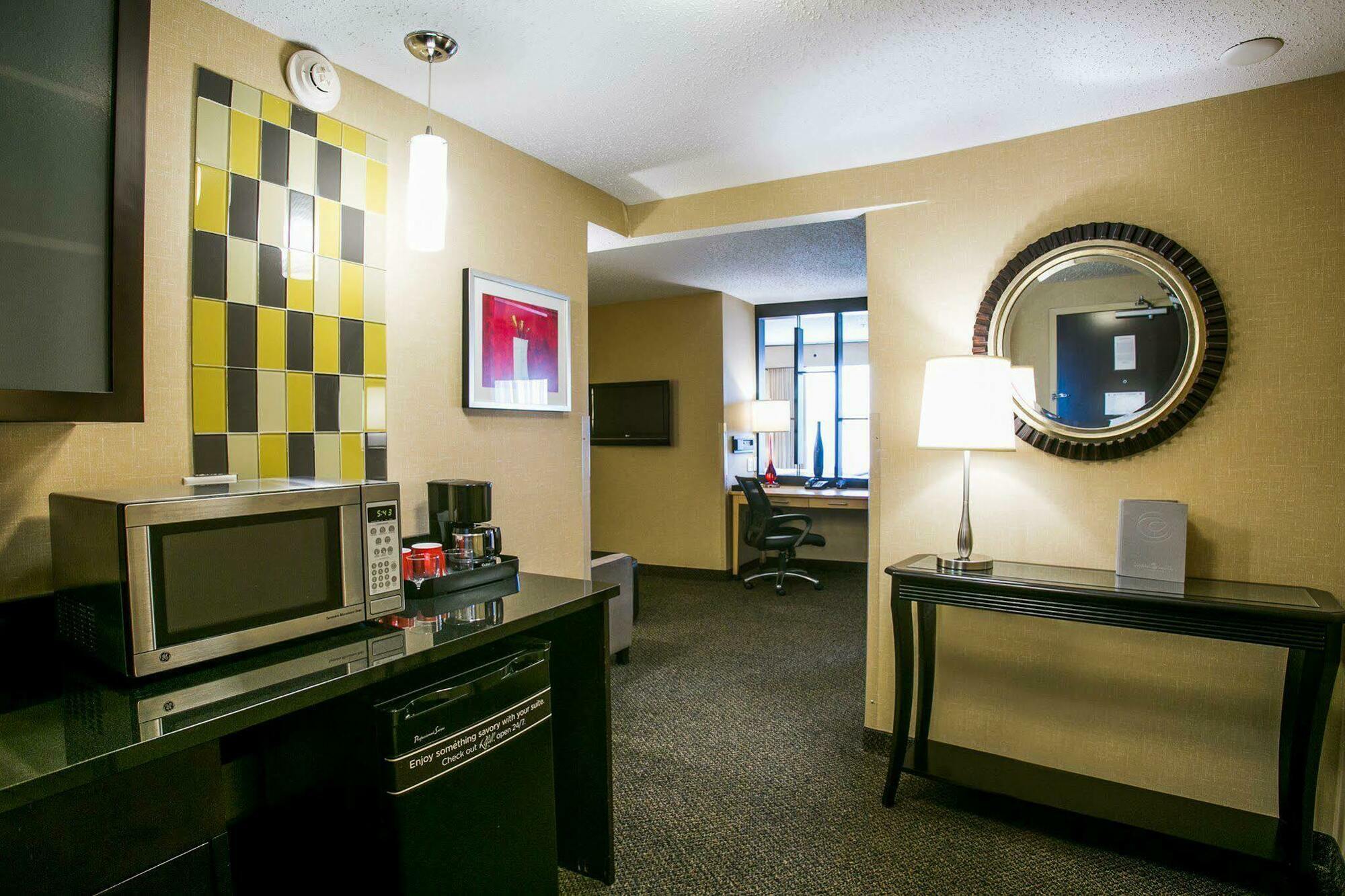 Springhill Suites By Marriott Indianapolis Airport/פליינפילד מראה חיצוני תמונה